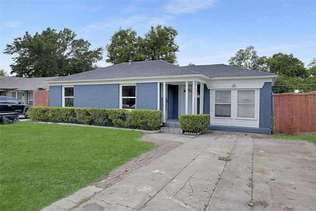 10913 Joaquin Drive