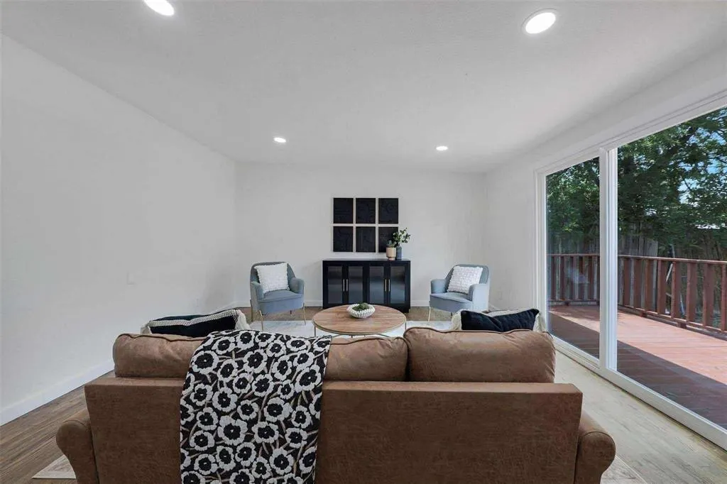 10913 Joaquin Drive