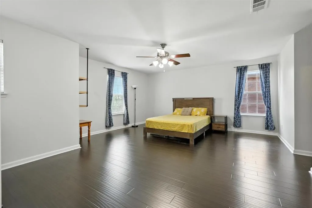 7767 Emilie Lane