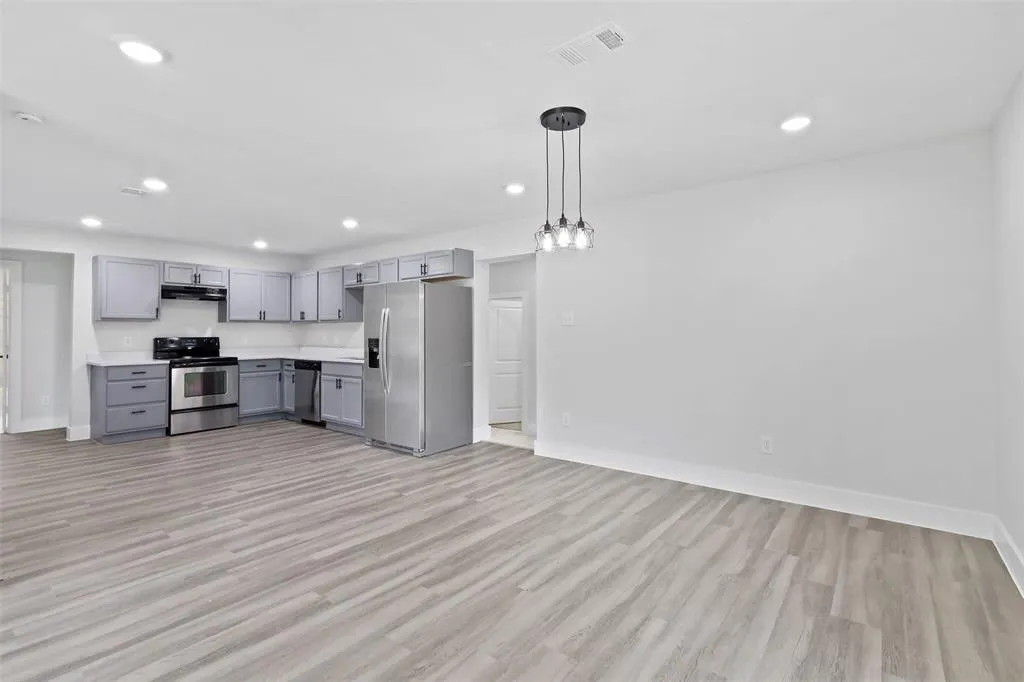 2211 San Pablo Drive