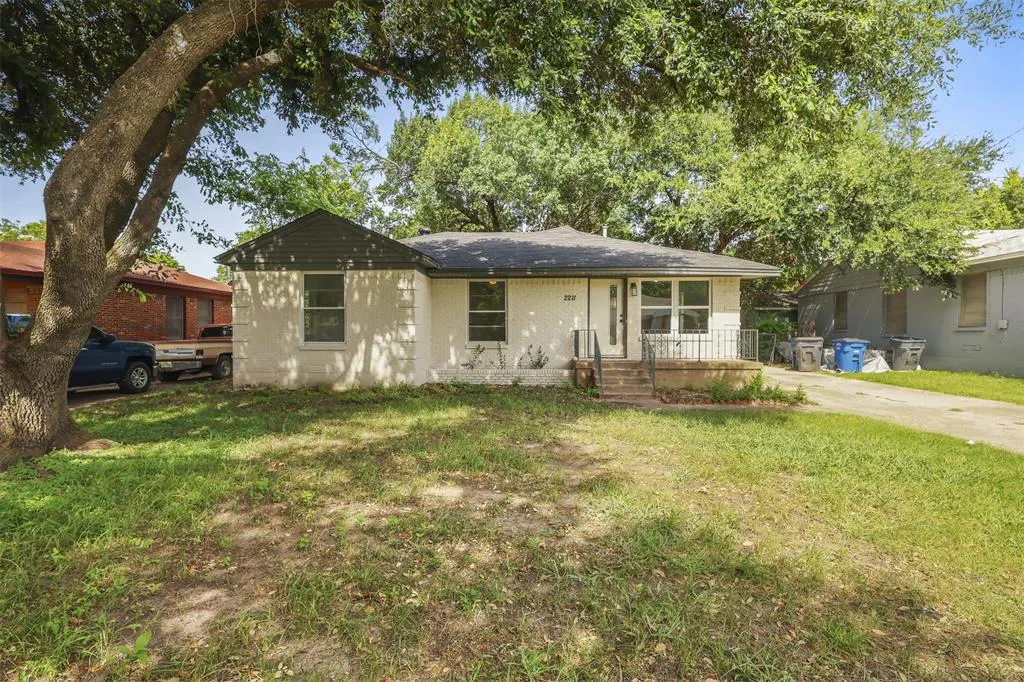 2211 San Pablo Drive