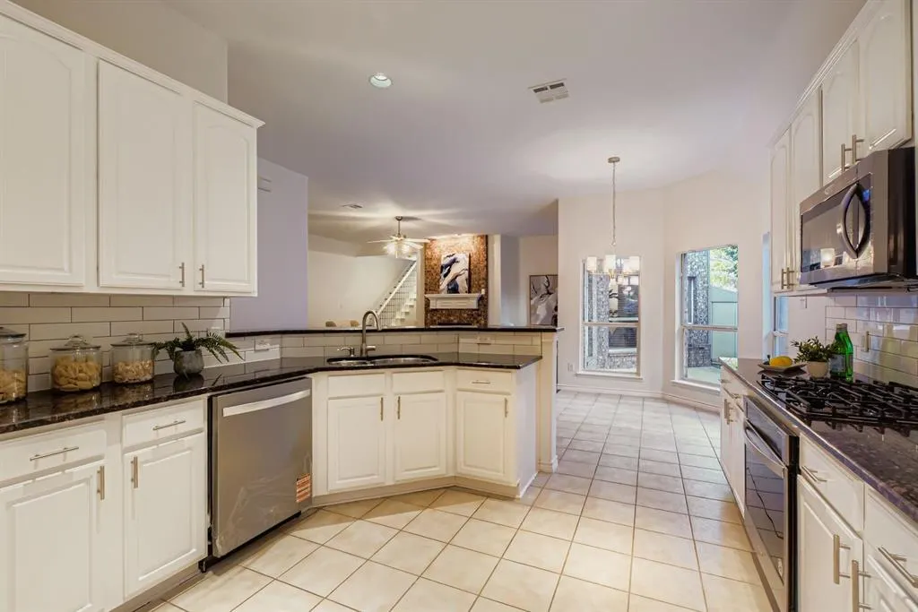 9440 Park Garden Drive