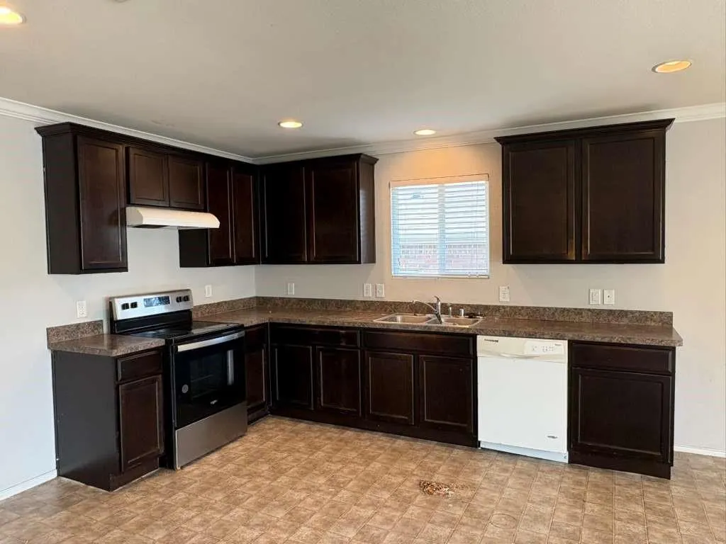 3018 Pinyon Place