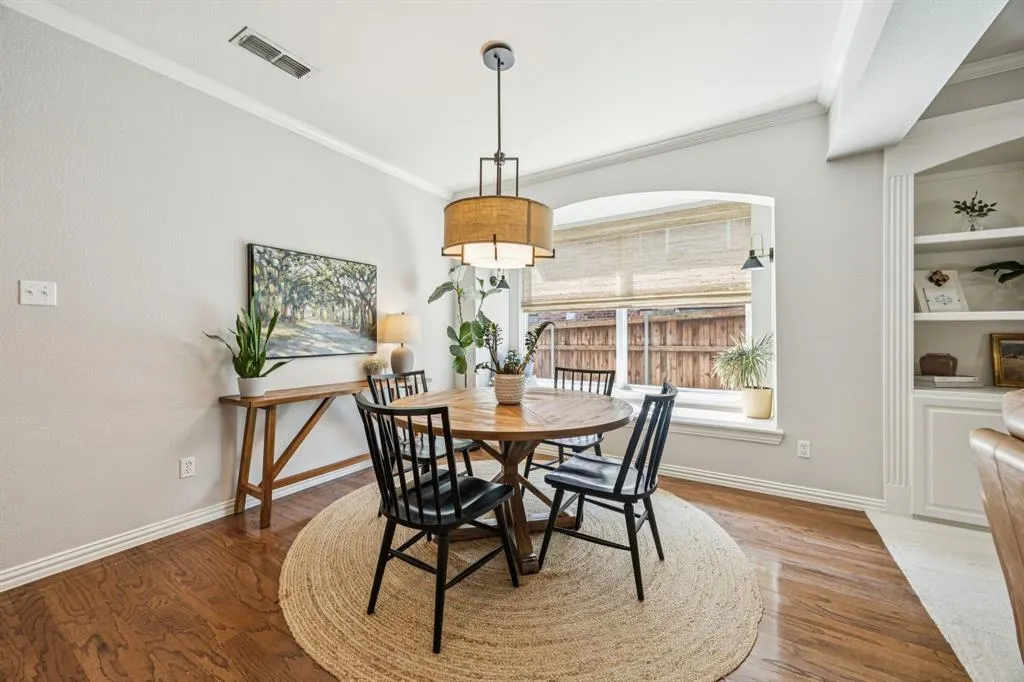 5485 Bay Meadows Drive