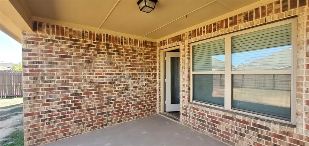 1826 Sable Wood Drive