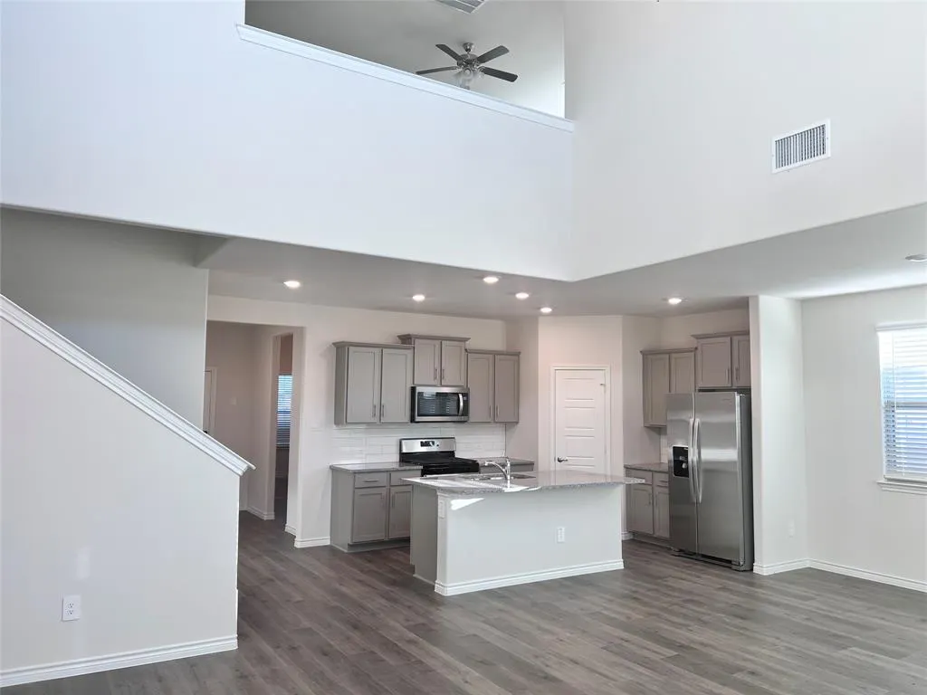 10313 Rambling Brooks Lane