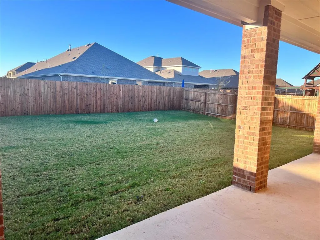 10313 Rambling Brooks Lane