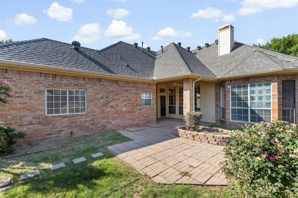 2816 Corby Drive