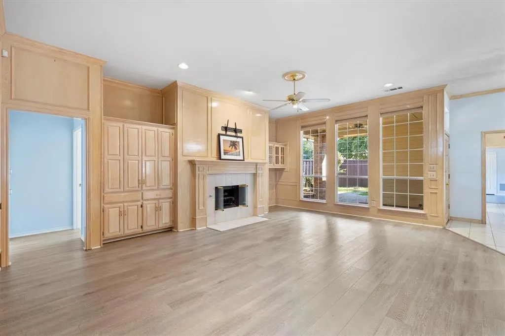 2816 Corby Drive