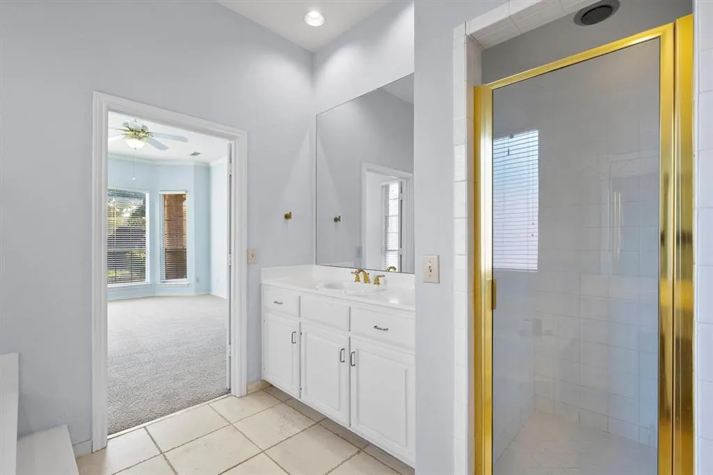 2816 Corby Drive