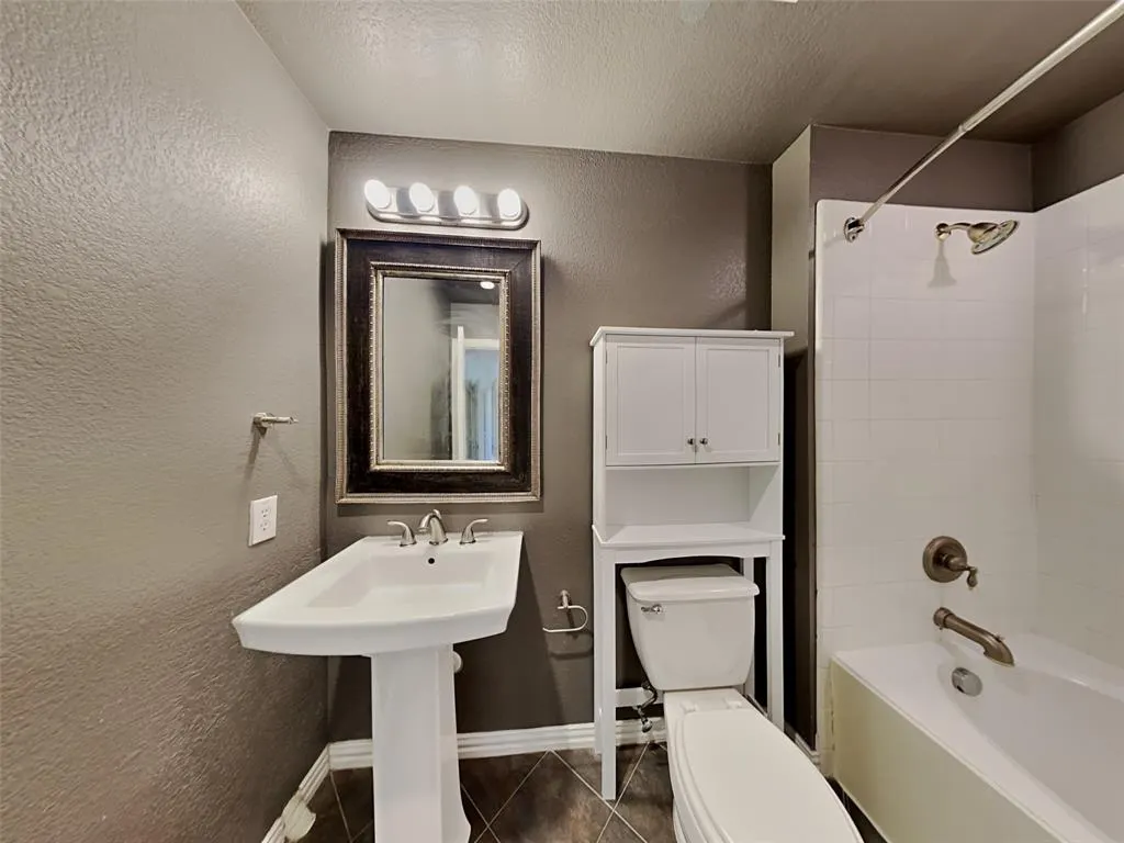 3312 Belladonna Drive