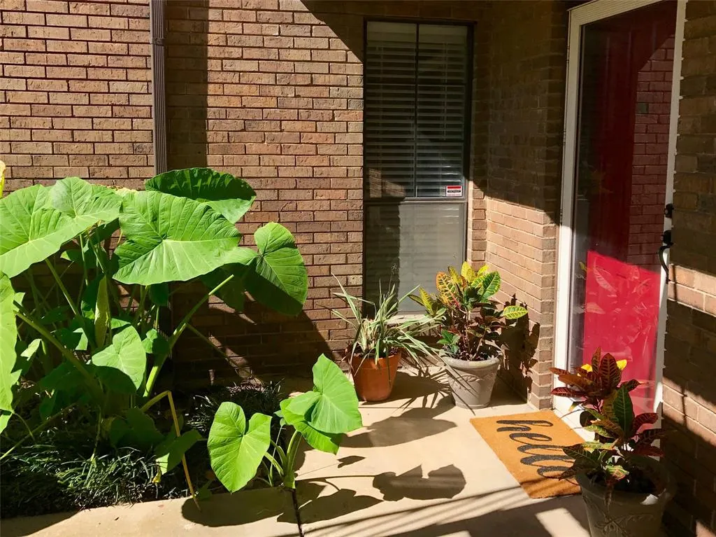 2505 Wedglea Drive, #117