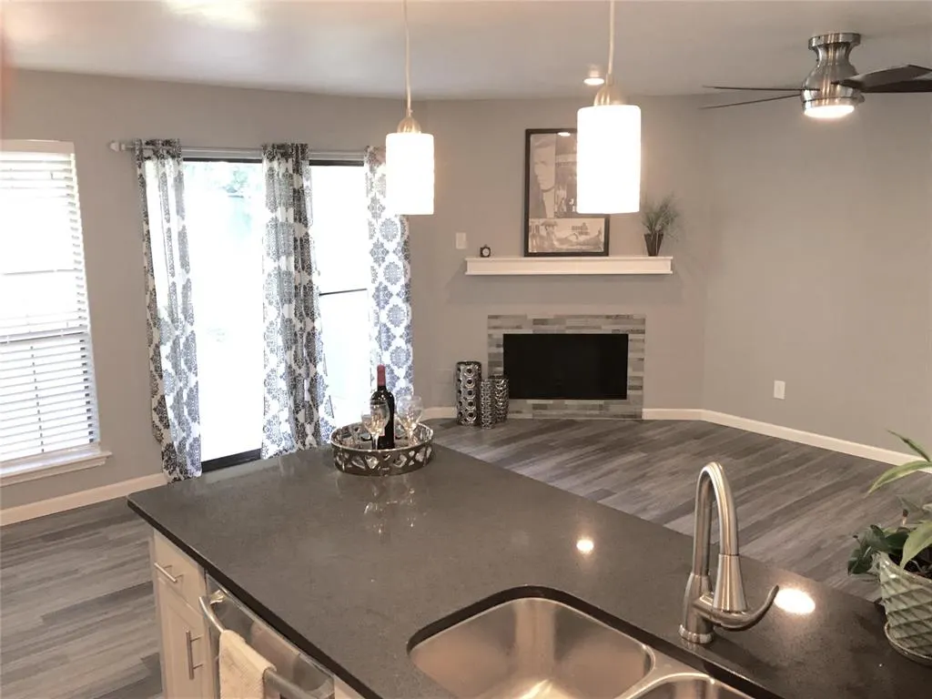 2505 Wedglea Drive, #117