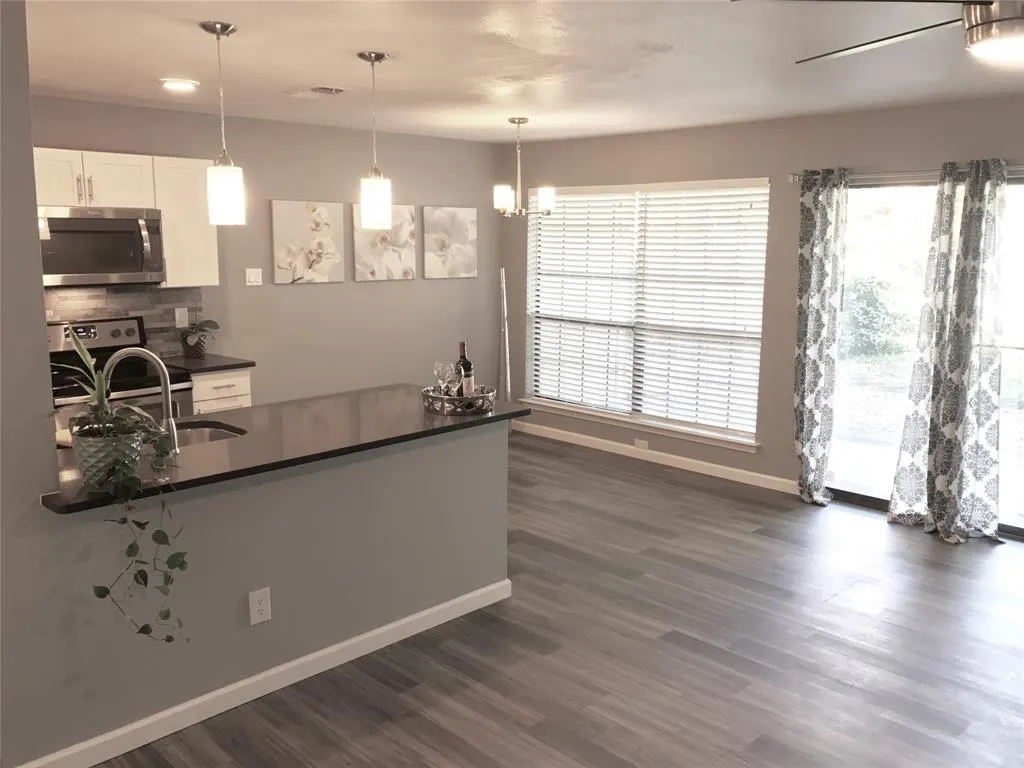 2505 Wedglea Drive, #117
