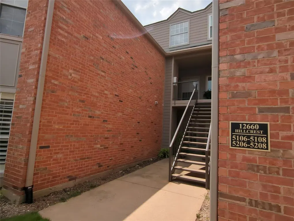12660 Hillcrest Road, #5206