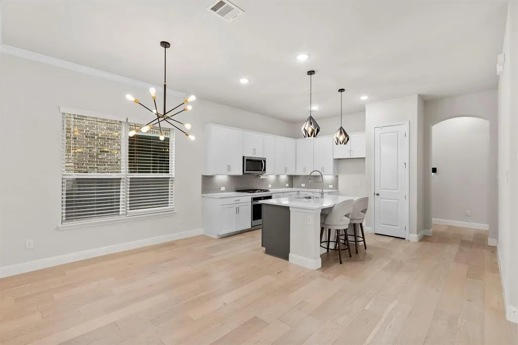 8235 Agarito Way