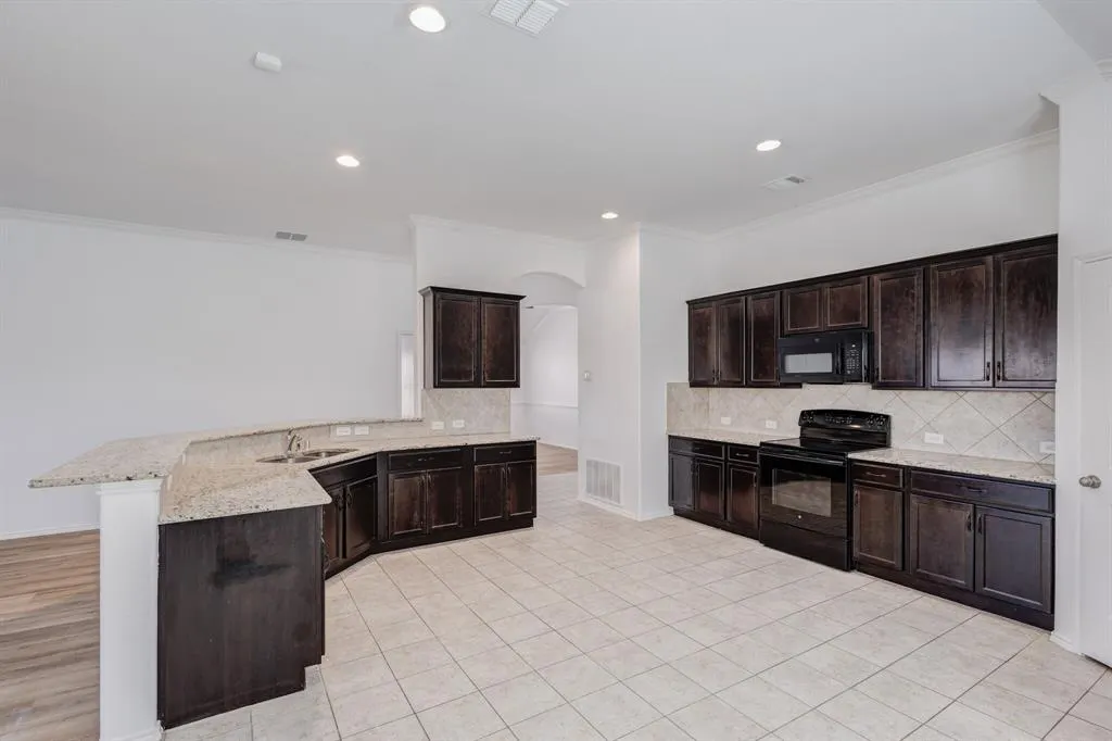 4009 Pecan Meadow Drive