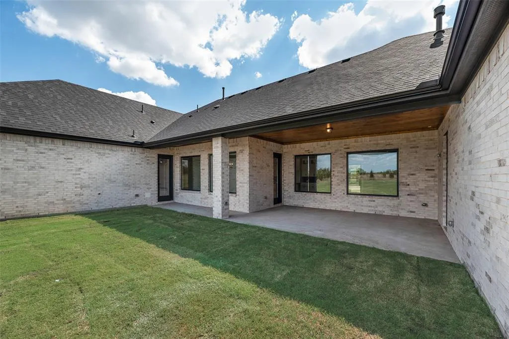 4418 Lake Breeze Drive