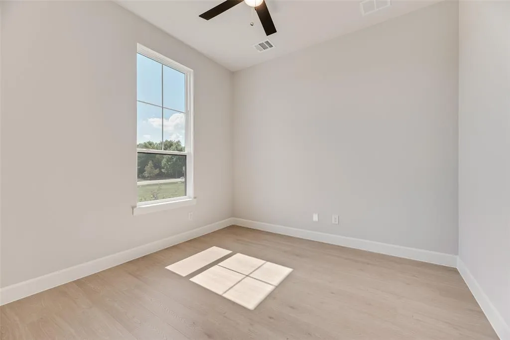 4418 Lake Breeze Drive