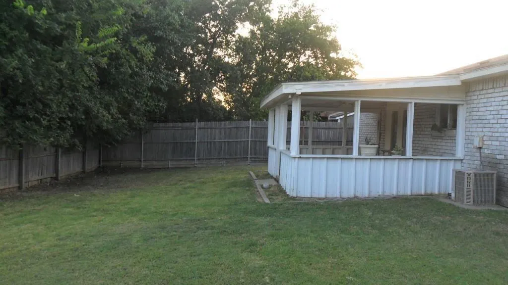 646 Roaming Road Drive