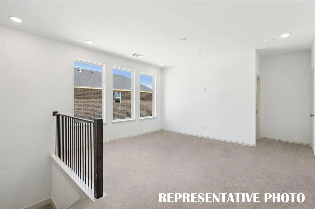 1014 Splitrock Drive