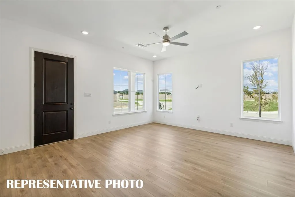 1014 Splitrock Drive