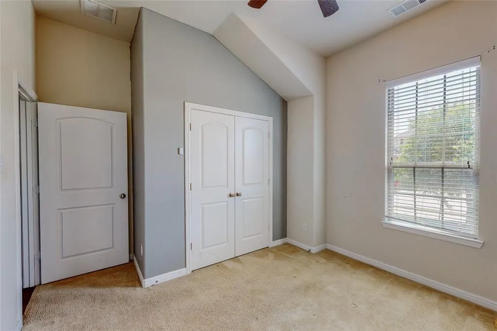 2609 Castle Creek Drive