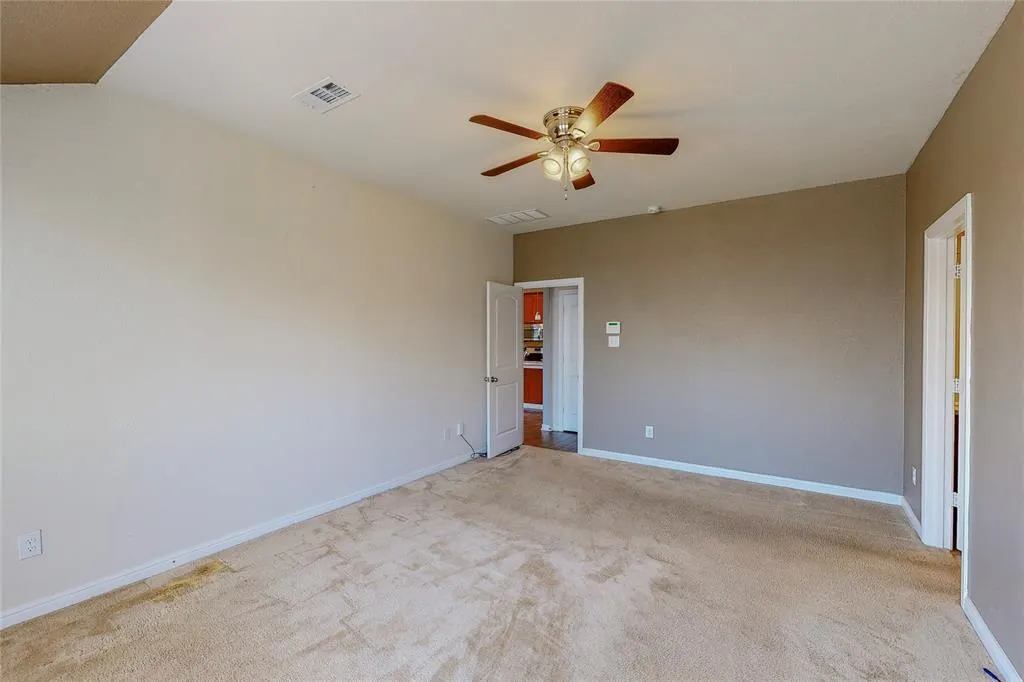 2609 Castle Creek Drive