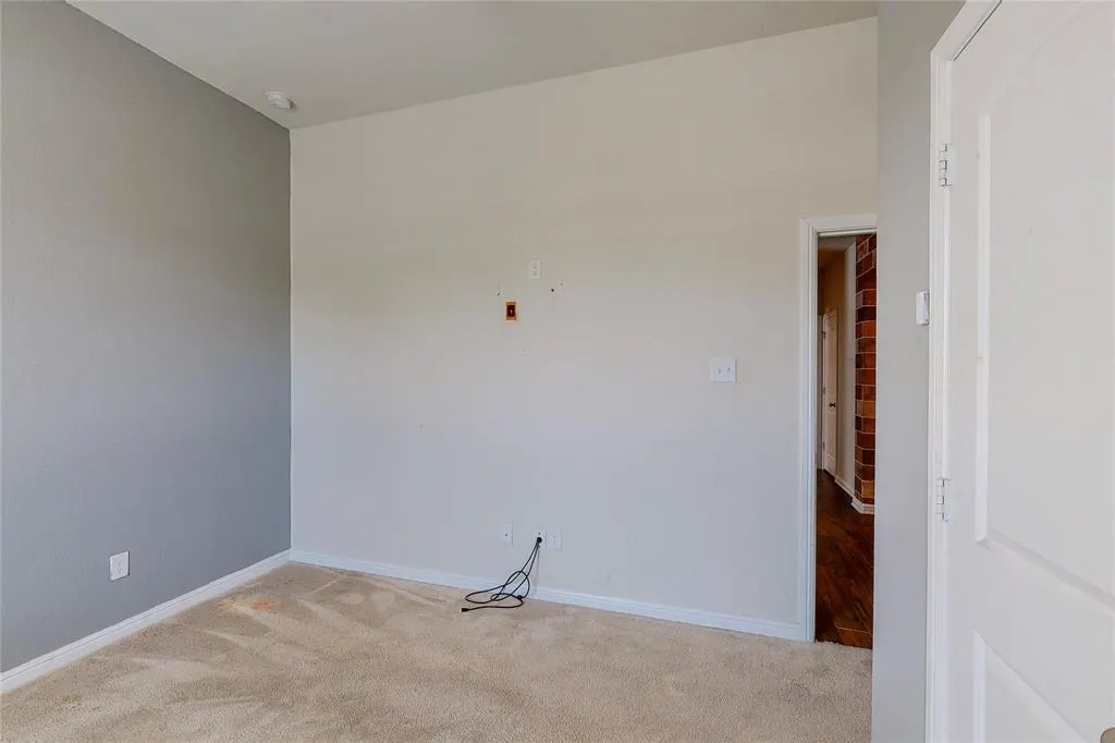 2609 Castle Creek Drive
