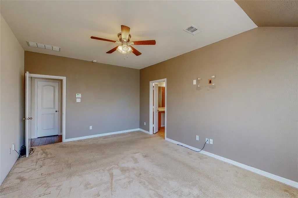 2609 Castle Creek Drive
