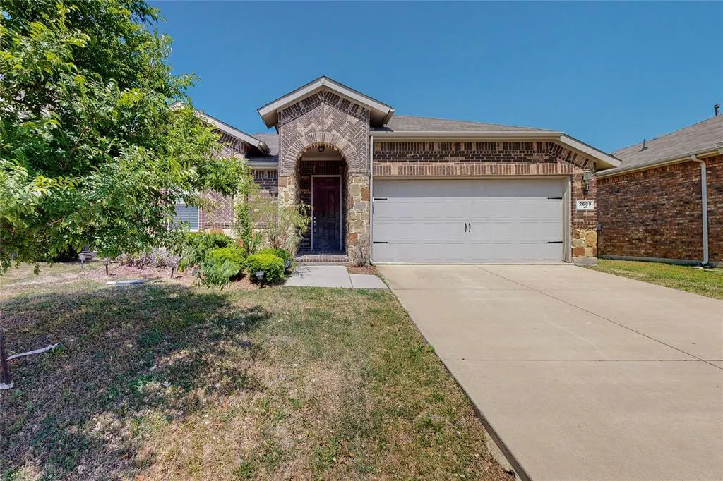 2609 Castle Creek Drive