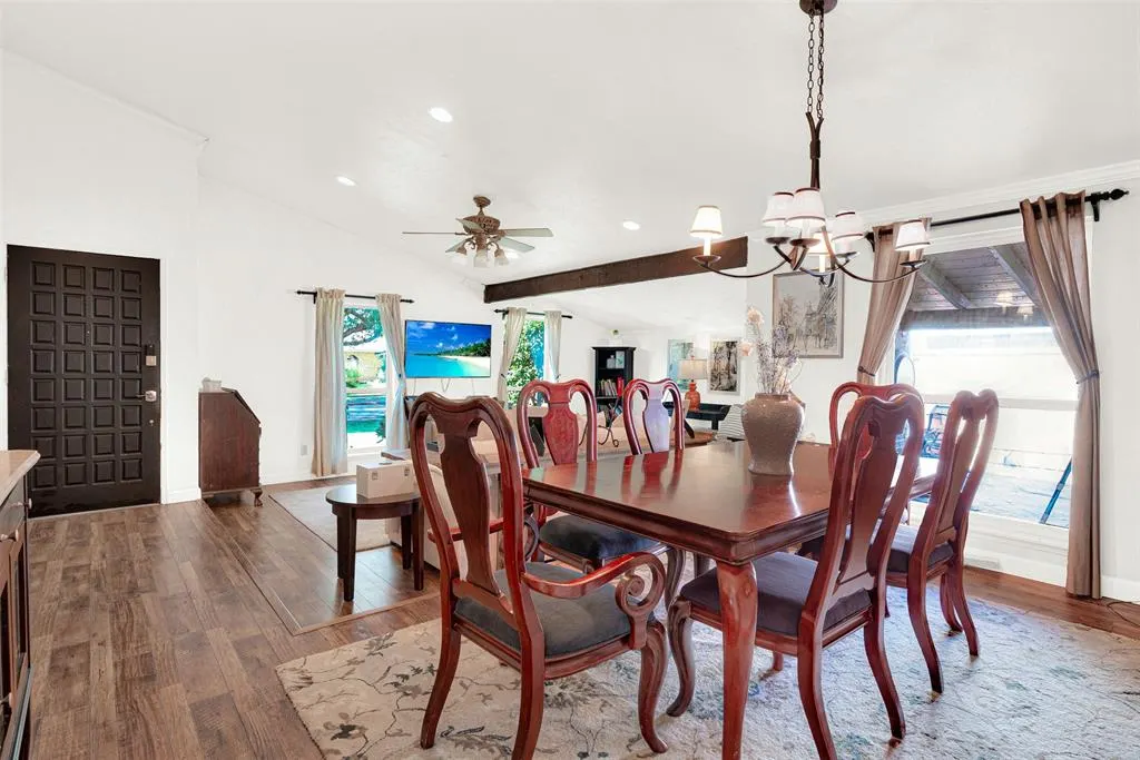 1501 Hayfield Drive