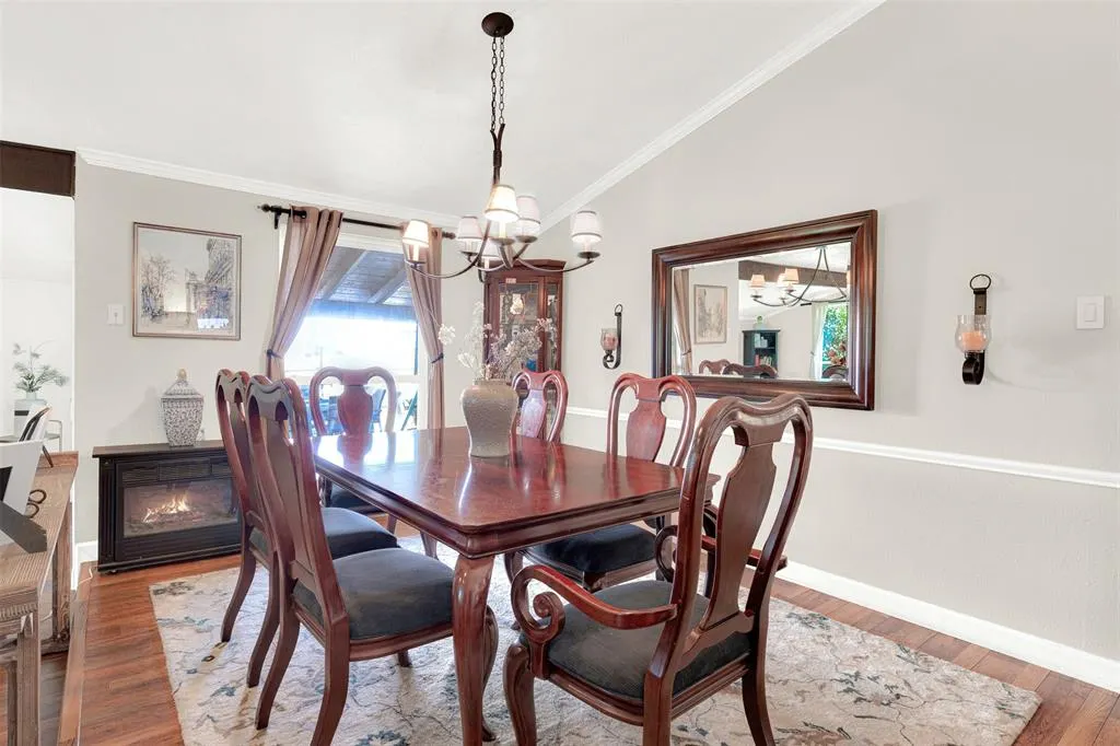 1501 Hayfield Drive
