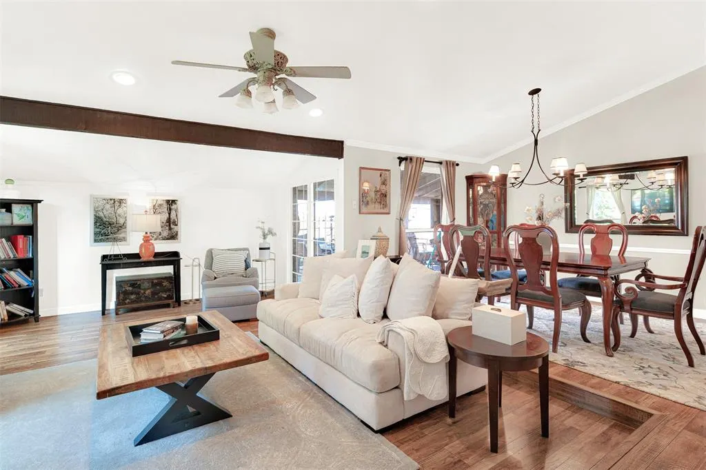1501 Hayfield Drive