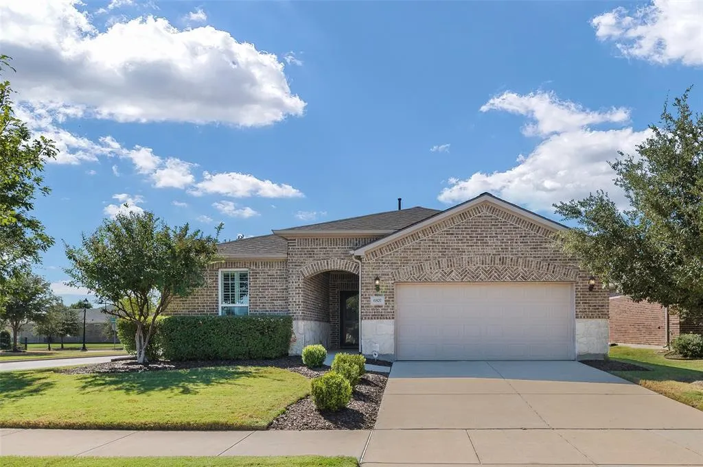6807 Deacon Drive