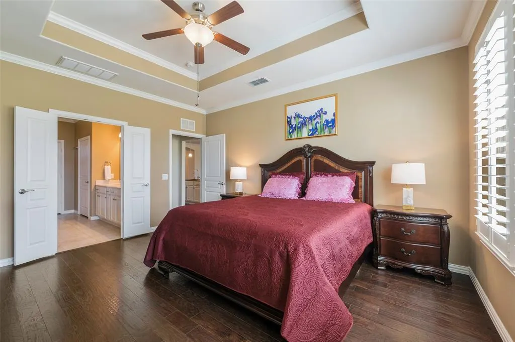 6807 Deacon Drive