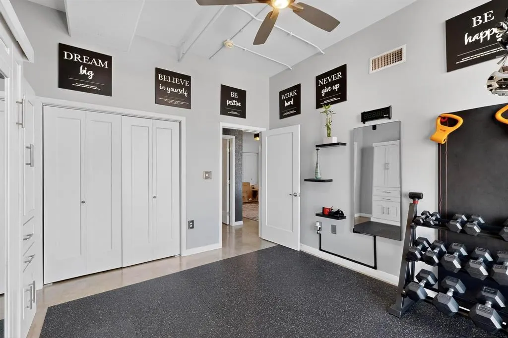 1001 Belleview Street, #505