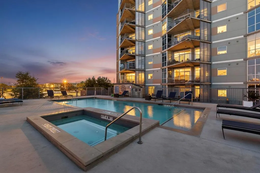 1001 Belleview Street, #505