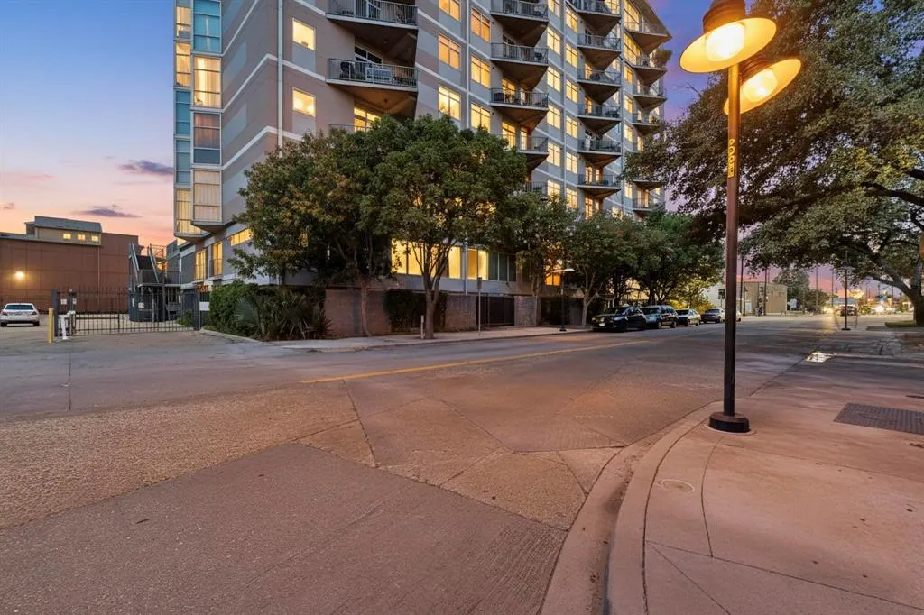 1001 Belleview Street, #505