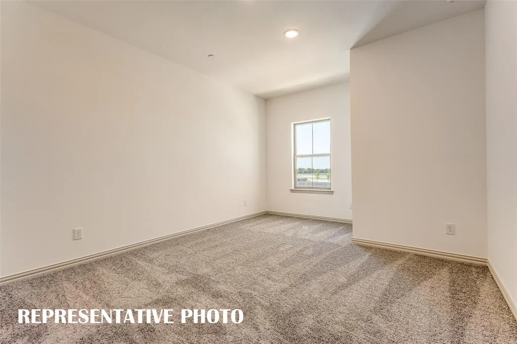 2824 Jacaranda Drive