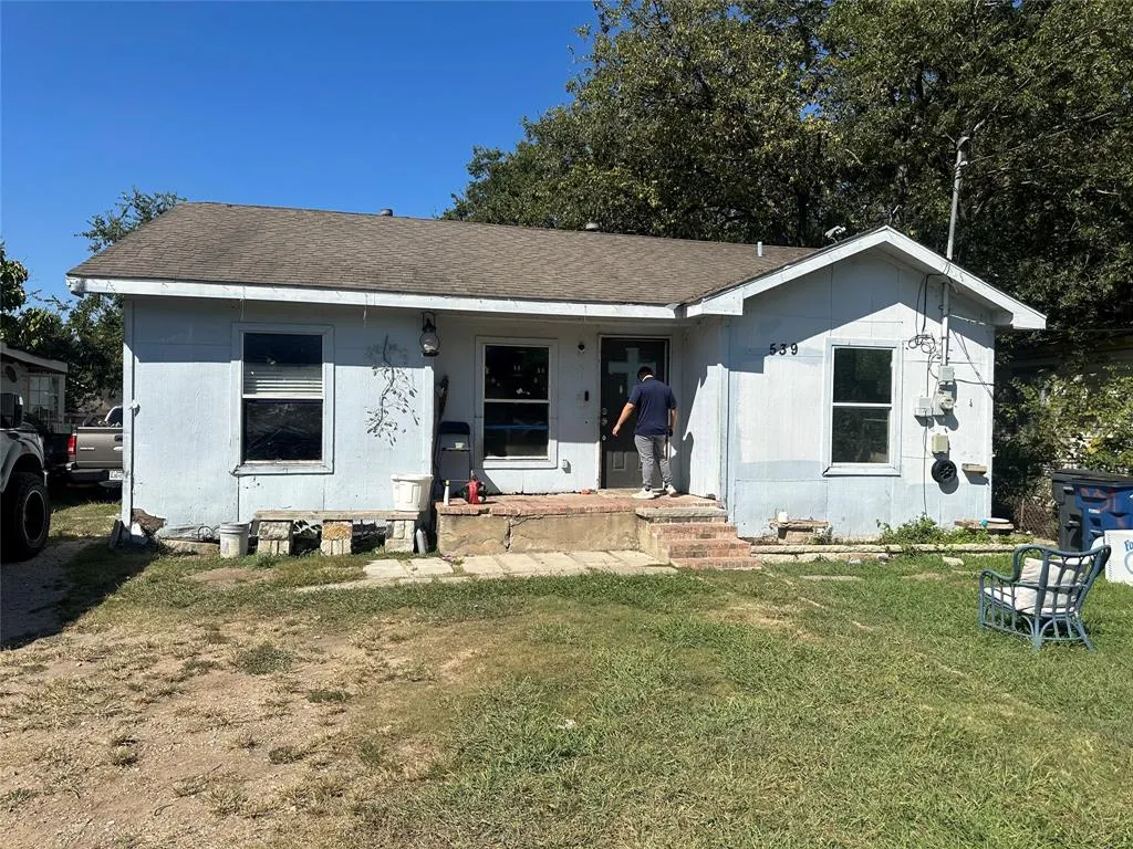 539 Ella Avenue