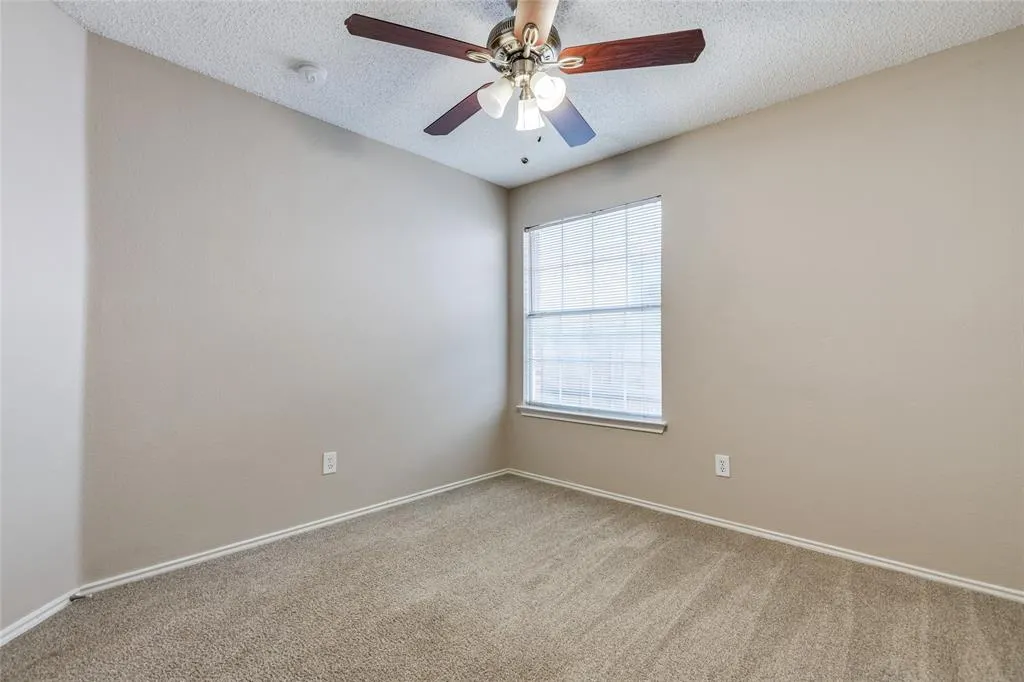 2910 Stonepointe
