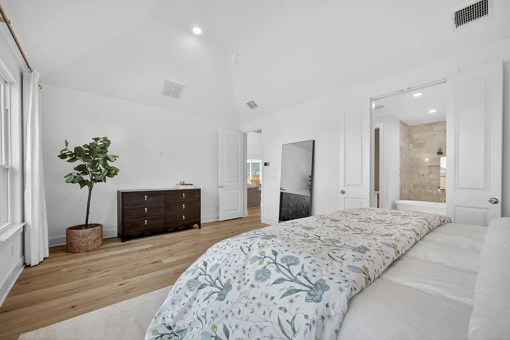 3728 Connie Lane