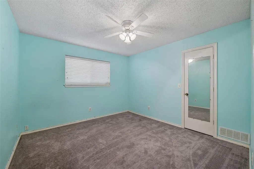 2004 Hondo Drive