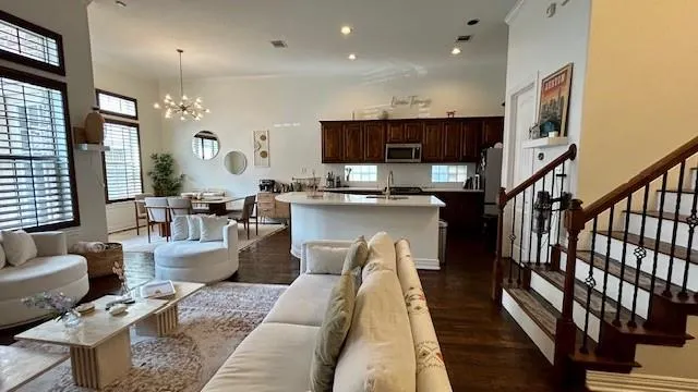 2223 Kirby Street