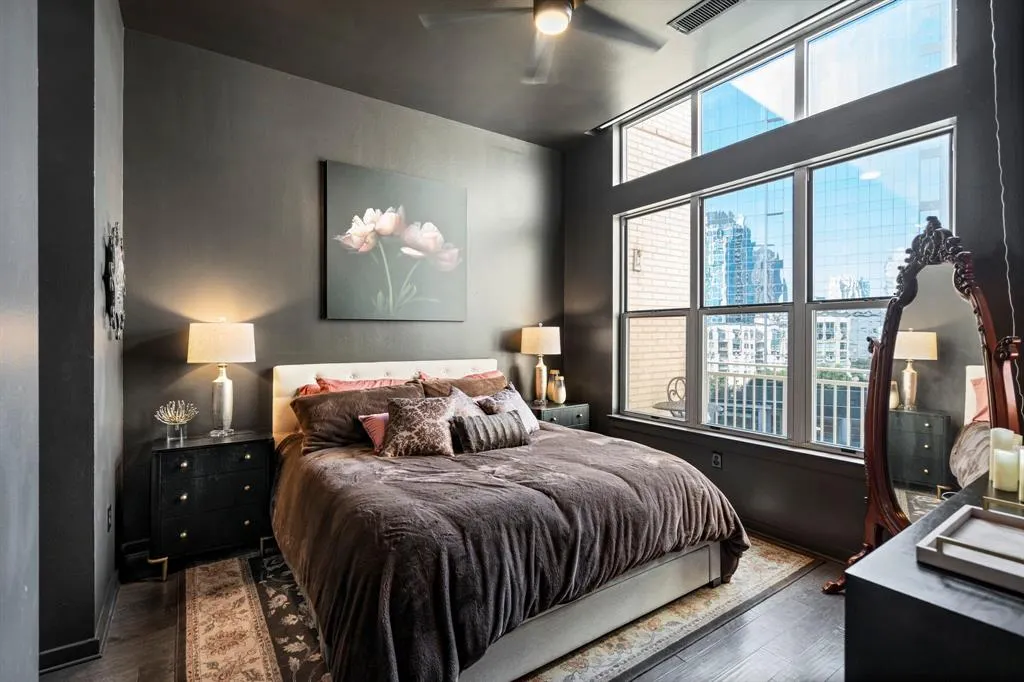 2323 N Houston Street, #701