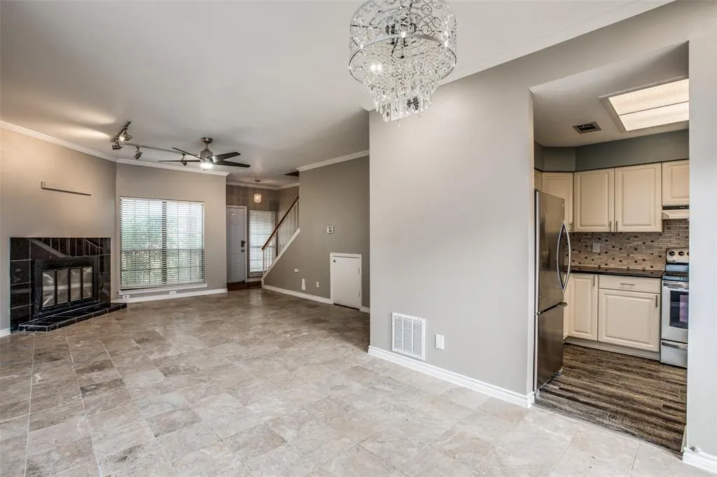 9910 Royal Lane, #1402