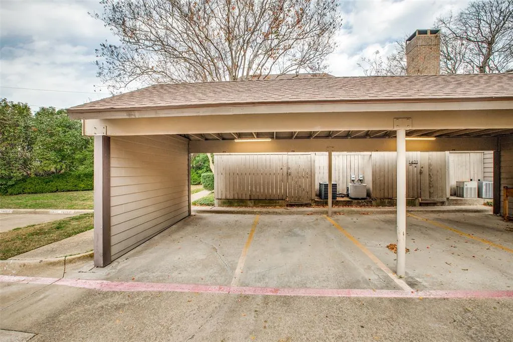 9910 Royal Lane, #1402