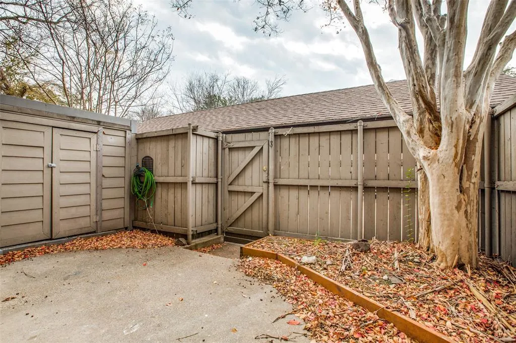 9910 Royal Lane, #1402