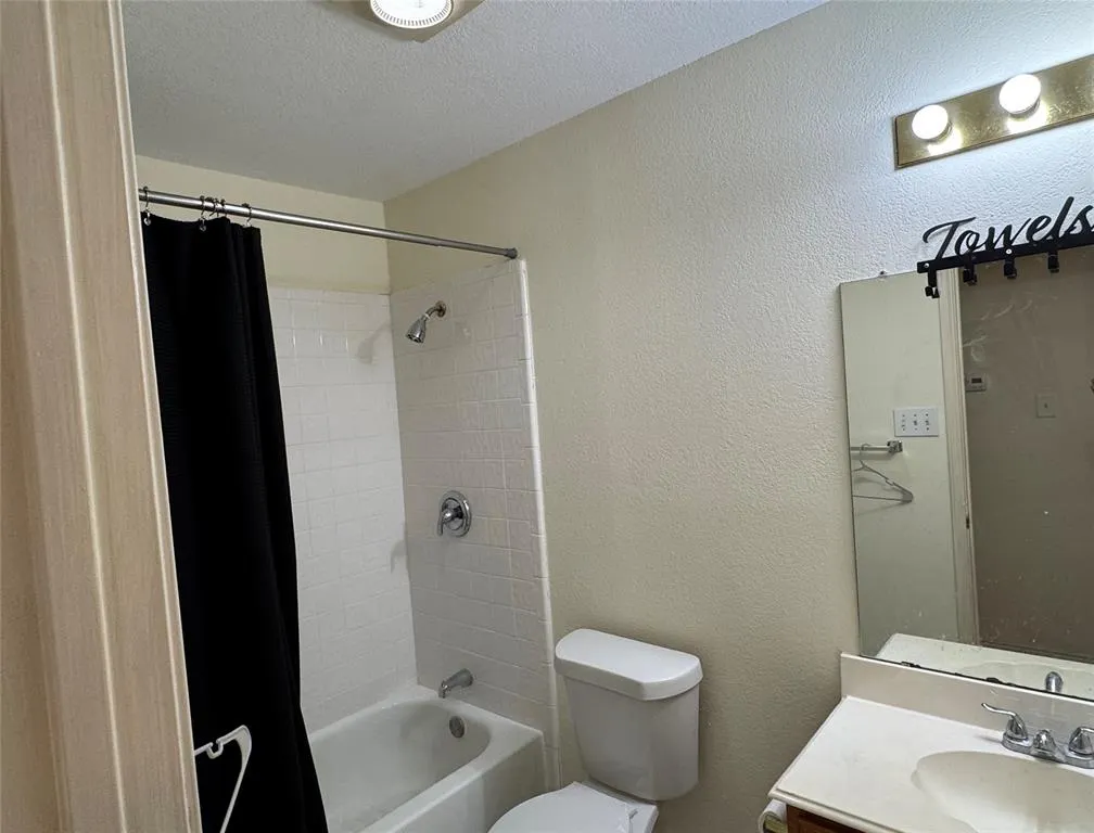 2308 London Drive